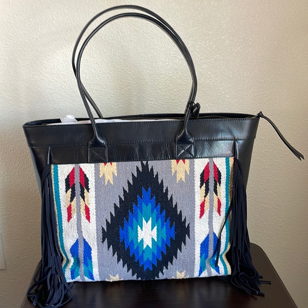 écotorie BLEU large Southwestern Fringe Black Bag